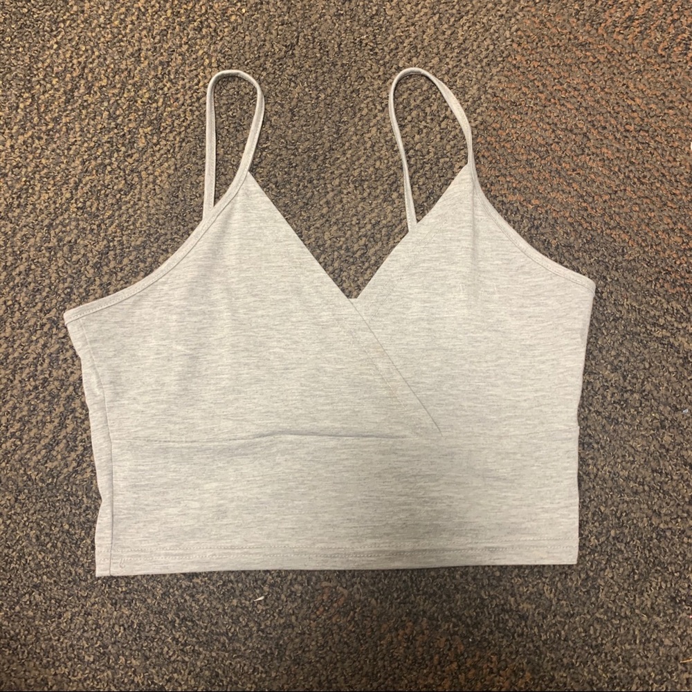 grey cropped tank